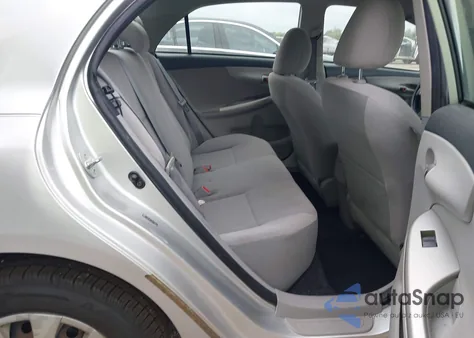 2011 Toyota Corolla Le z USA, uszkodzony, nr VIN JTDBU4EE0BJ098615